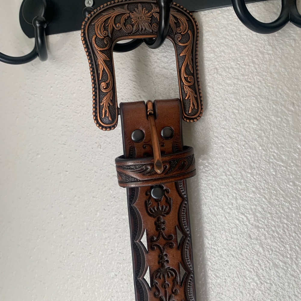 Ariat western buckler belt
